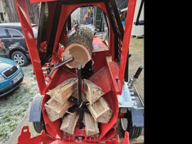 Alte echipamente DR-20- Automat ,prořez 48cm |  Prelucrarea deşeurilor lemnoase | Echipament pentru prelucrarea lemnului | Drekos Made s.r.o