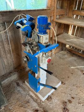 Fierăstrău circular cu tăiere în unghi Walter  |  Tehnologie de tăiere | Echipament pentru prelucrarea lemnului | Drekos Made s.r.o